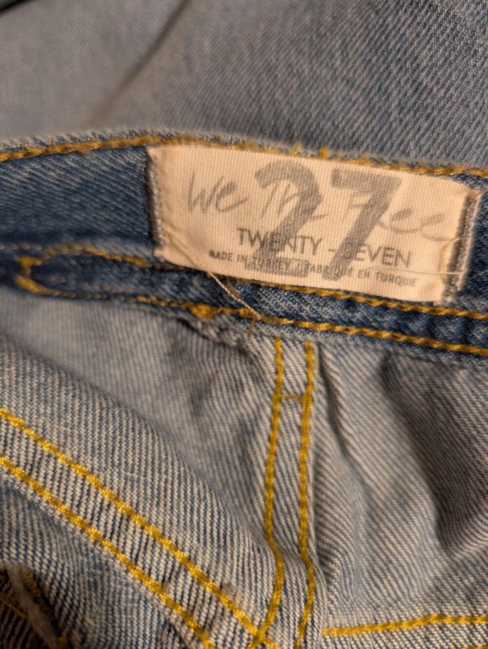 We The Free Maggie Jeans *NWOT *27 - Picture 3 of 3